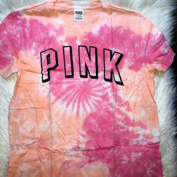PINK Victoria's Secret Tops - Vs pink tee
